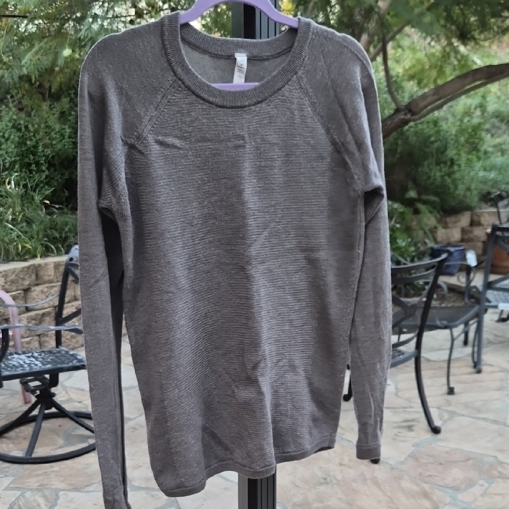 Gray Women's Long Sleeve Top